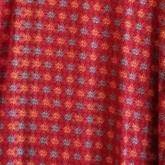 LuLaRoe XS Classic T Shirt - Picture 4 of 5